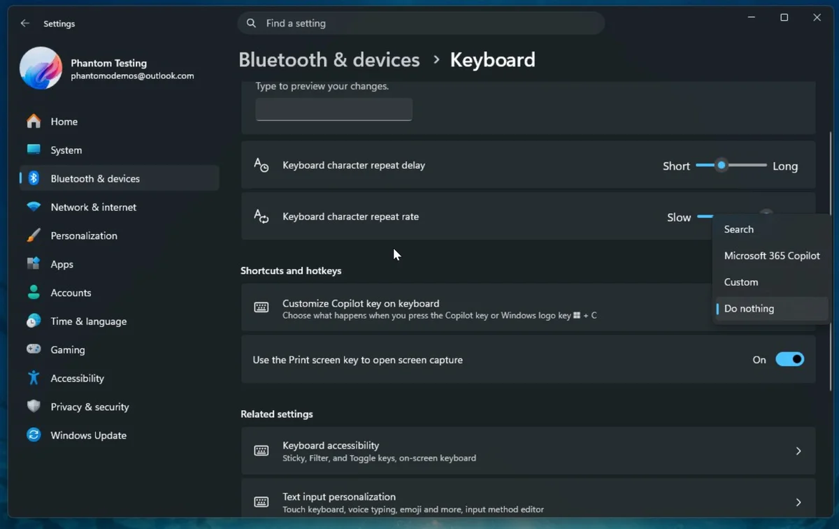 Выпадающий список настройки клавиши Copilot в Windows 11 с новым пунктом «Ничего не делать»