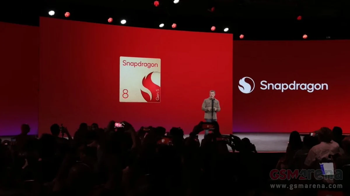 Презентация Snapdragon 8 Gen 5 на сцене Snapdragon Summit