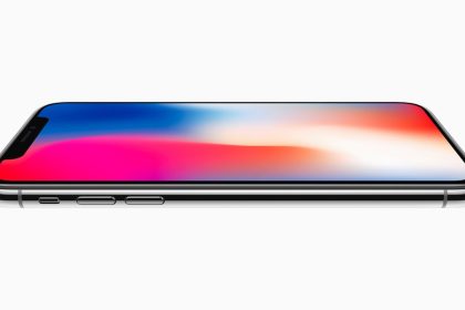 Официальное фото Apple: iPhone X лежит экраном вверх