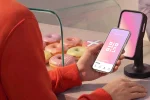 Оплата по QR через приложение Яндекс Пэй на смартфоне