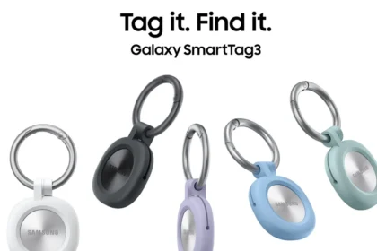 Galaxy SmartTag3 в чехлах разных цветов — изображение Samsung