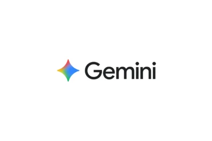 Логотип Gemini на фирменном фоне Google