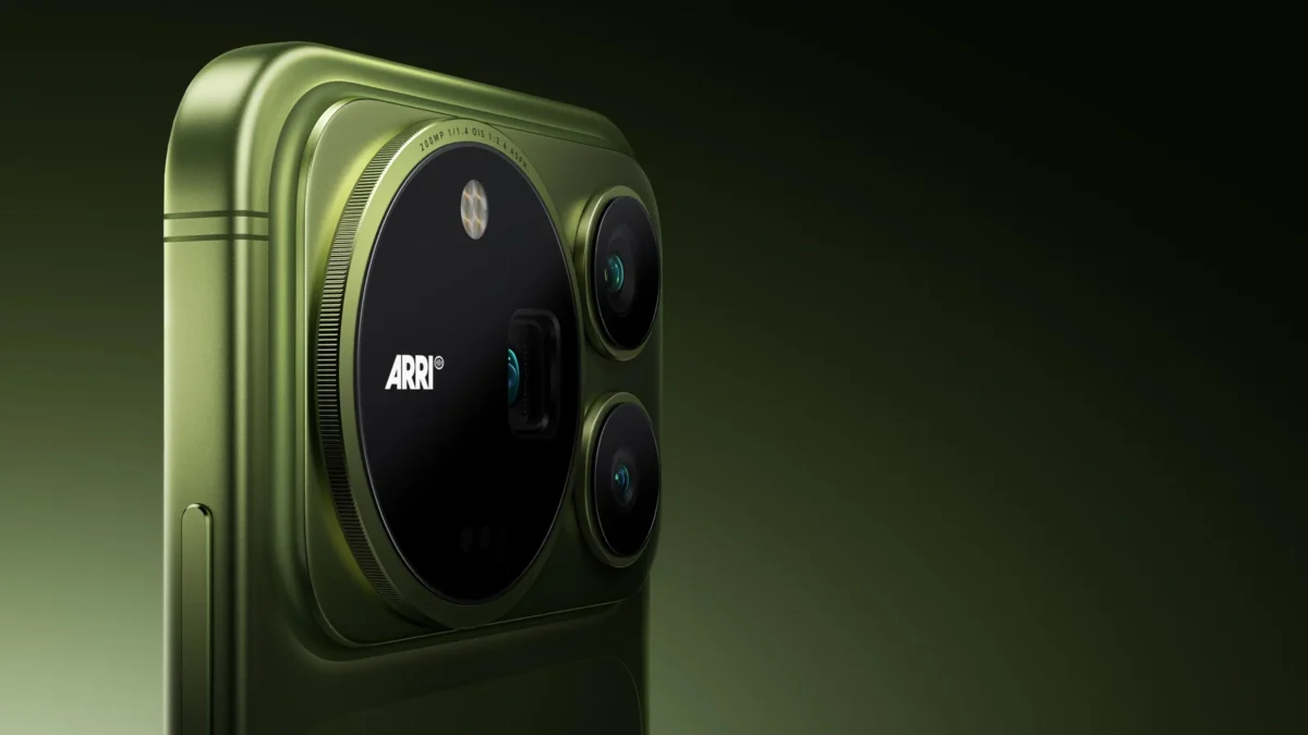 Honor Magic 9 Pro Max в цвете «мох» с блоком камер ARRI