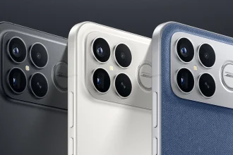 Redmi K90 Pro Max в чёрном, белом и синем цвете «деним», вид сзади
