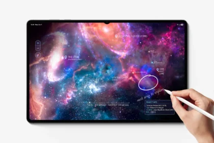Galaxy Tab S12 Ultra со стилусом S Pen — изображение Samsung