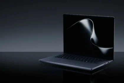 Surface Laptop Ultra в цвете Nightfall