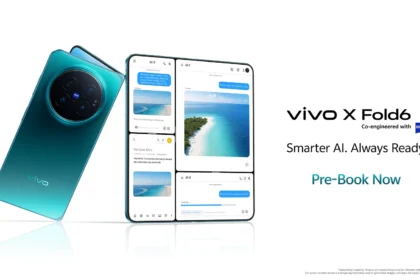Складной смартфон vivo X Fold6 в цвете Nebula Teal